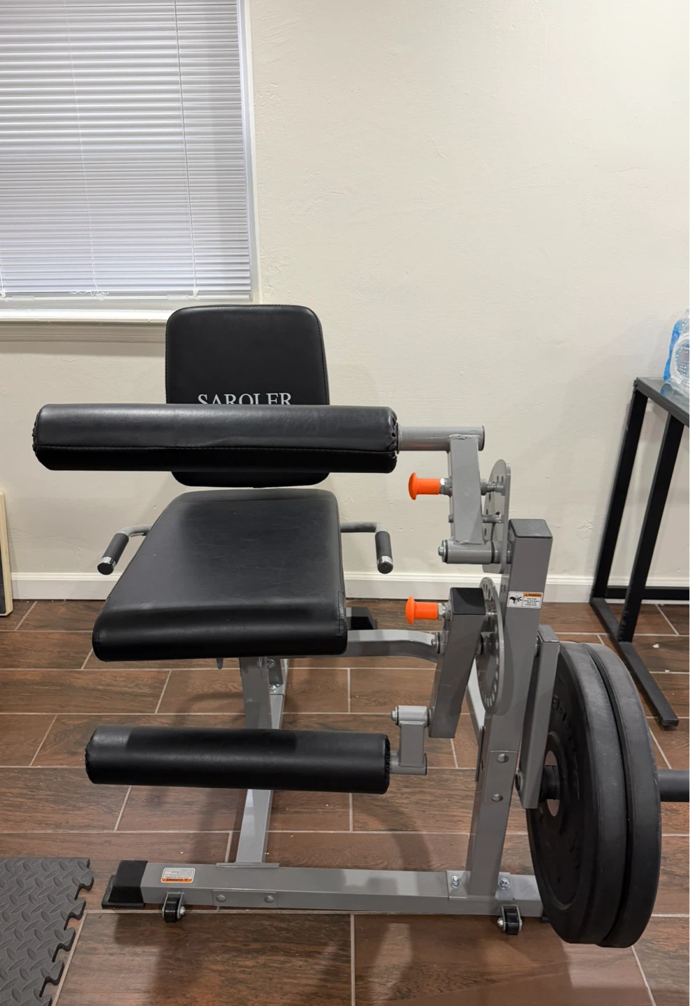 SAROLER Leg Curl Extension Machine with Weight Plates