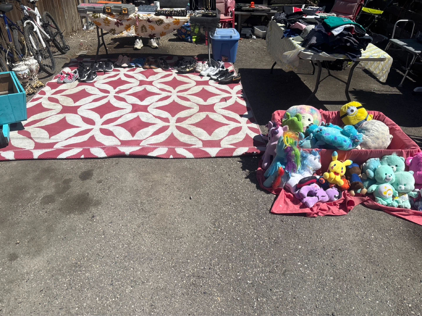 Garage sale ne