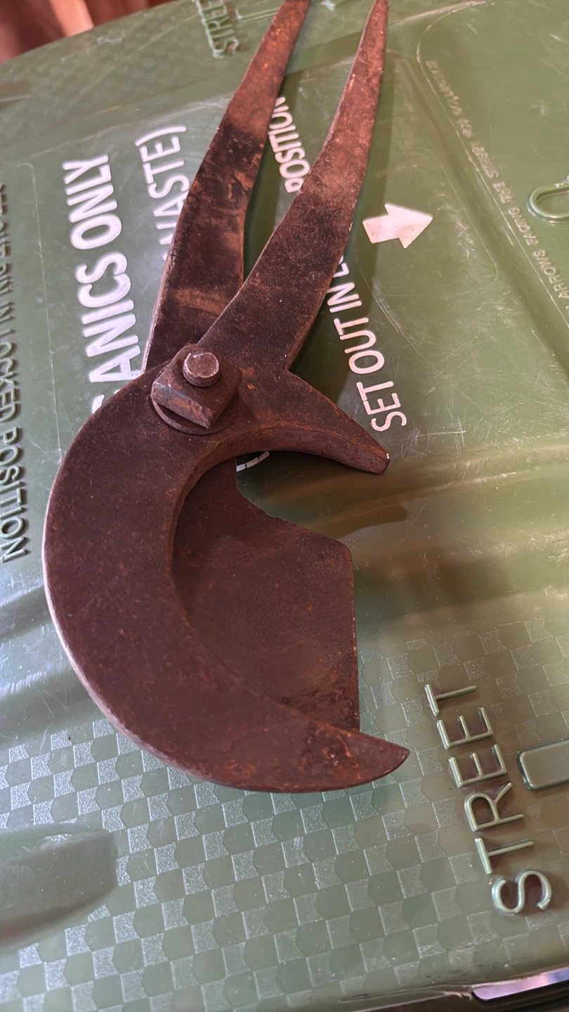 Antique Hand Forged Very Sharp Heavy Duty Shears - photo 5