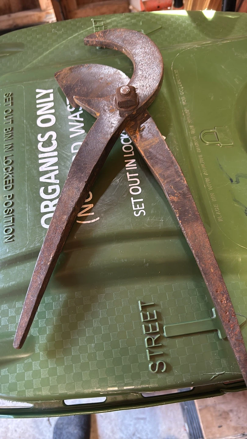 Antique Hand Forged Very Sharp Heavy Duty Shears