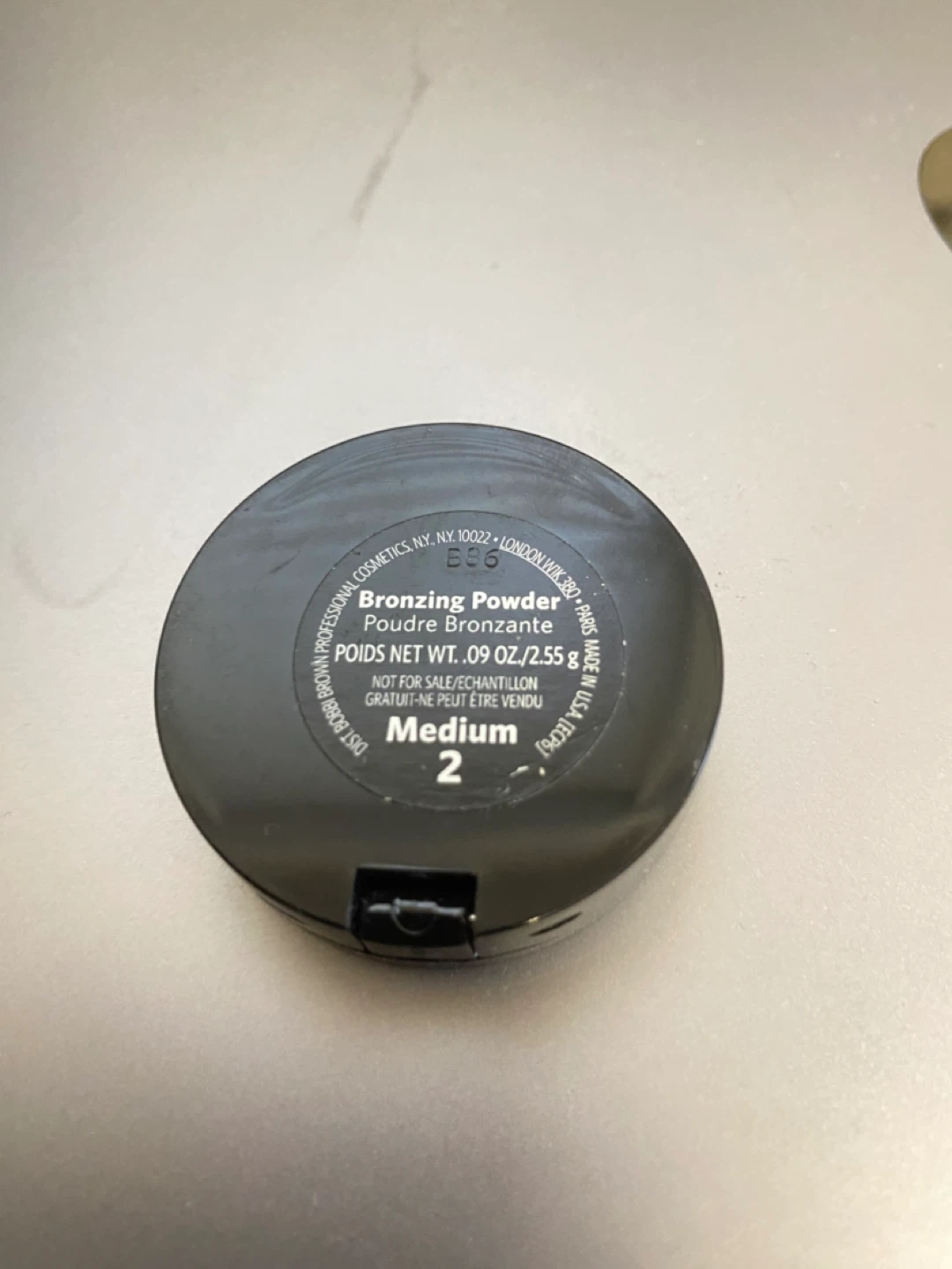 Bobbi Brown Bronzing Powder - Medium 2 - photo 3