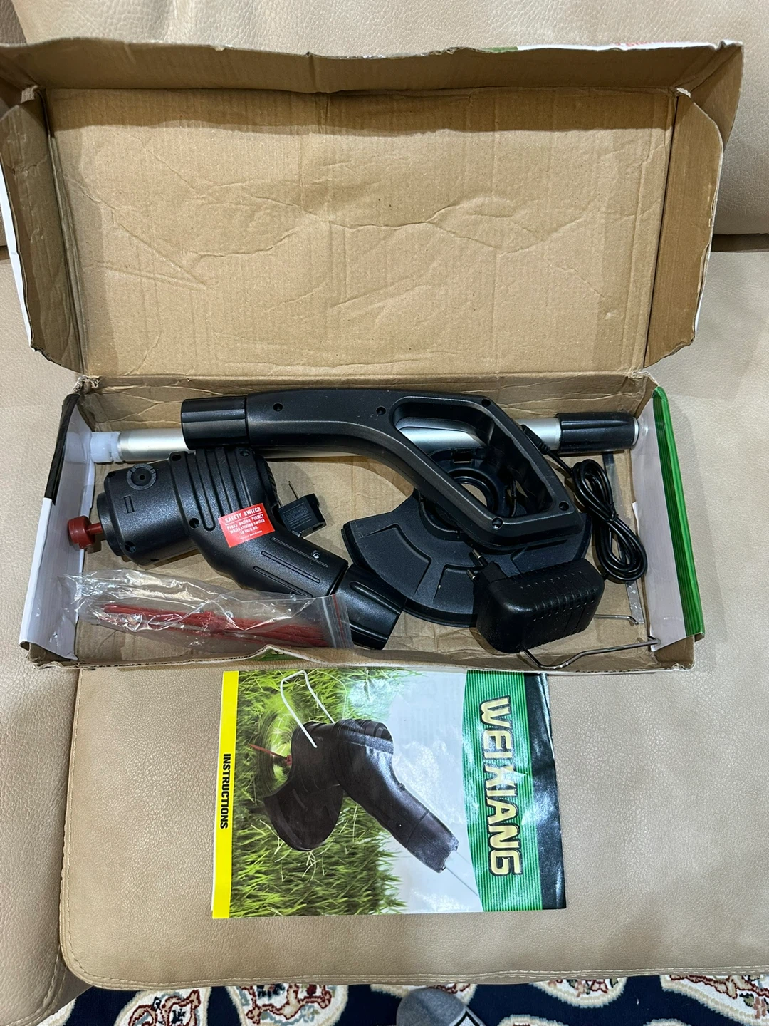 New WEI XIANG Ultra Light Weight Rechargeable Trimmer - photo 2