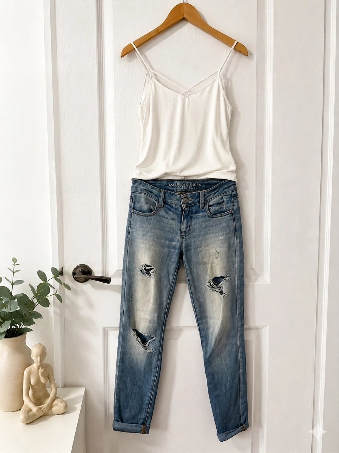 American Eagle Set - Distressed Boyfriend Jeans & White Camisole