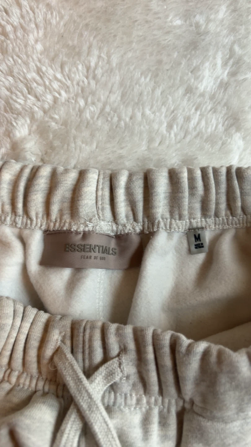 Essentials Shorts Light Oatmeal - photo 3