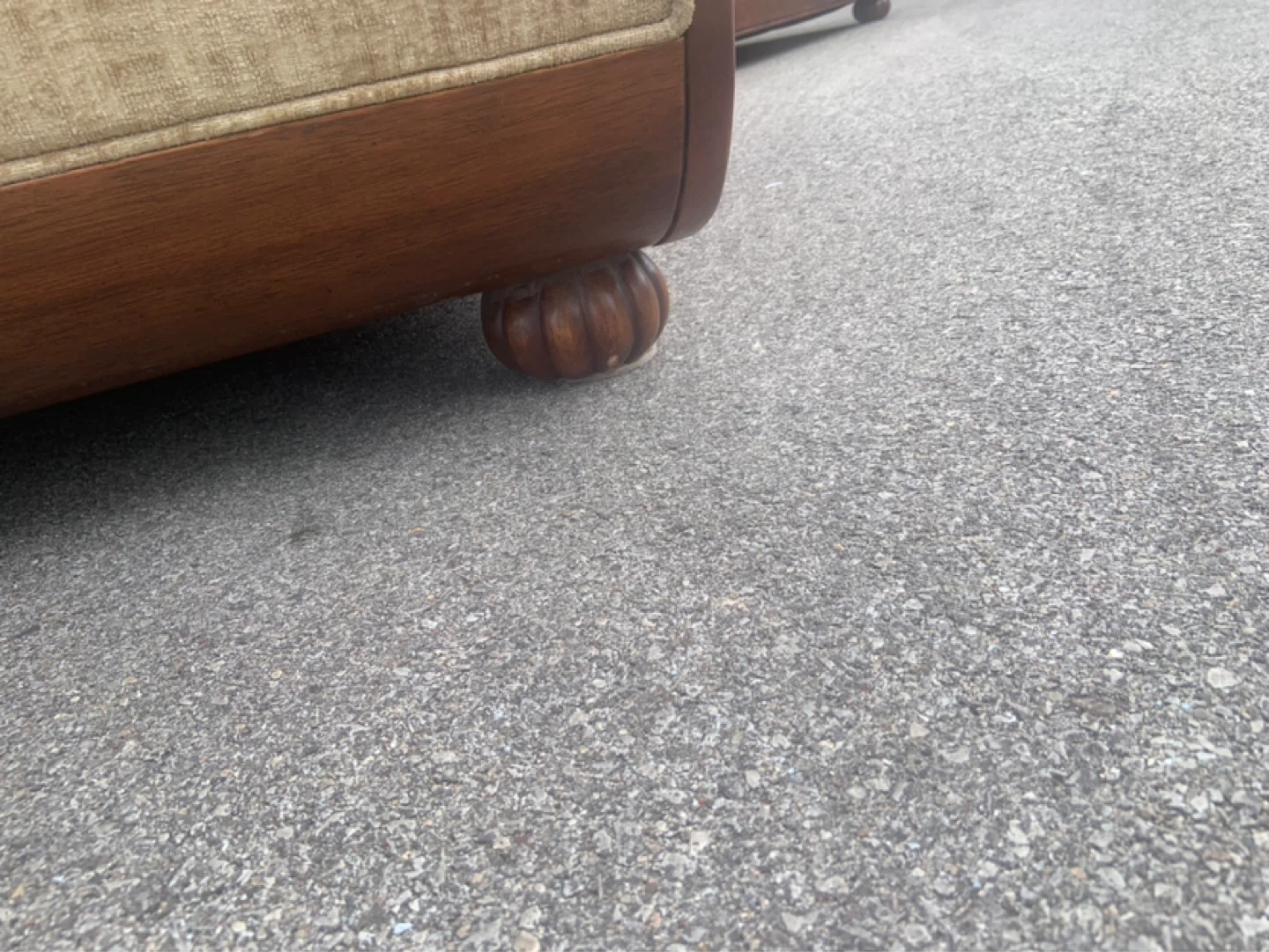 Sofa with upholstered cushions - photo 3