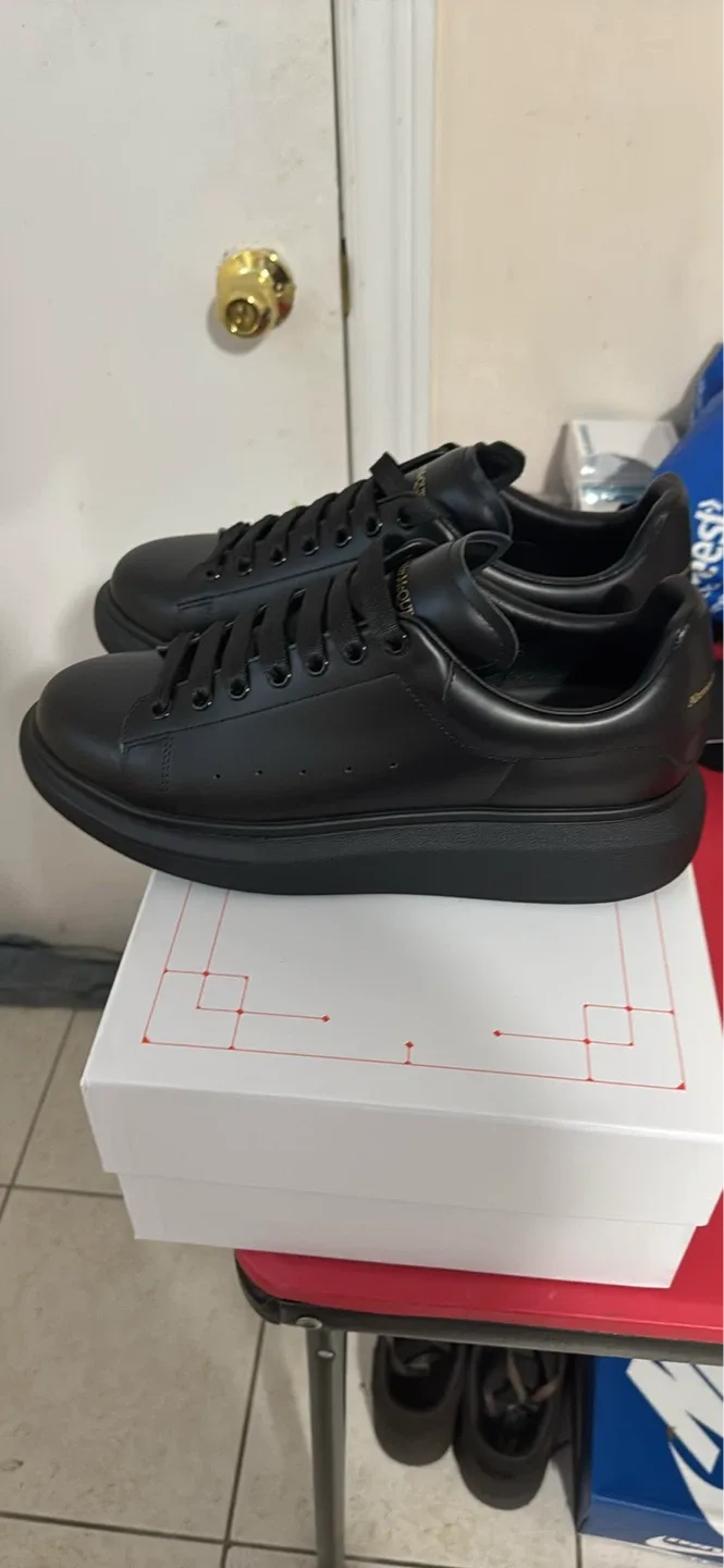 Alexander McQueen Black Leather Sneakers - photo 2
