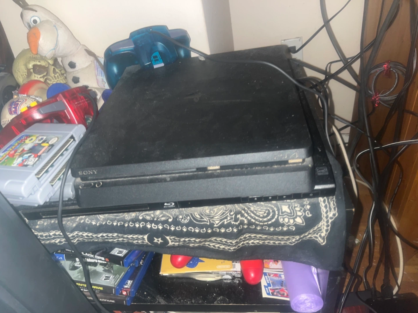 Collection of 11 PS4 Games.Remote charging. Cord serious replys - photo 3