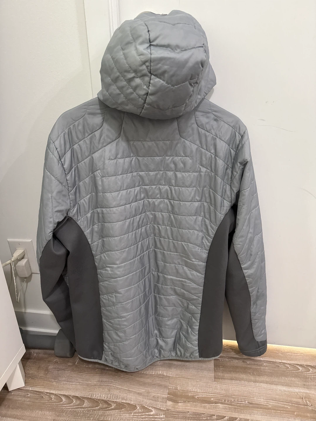 Under Armour Hooded Insulated Jacket - photo 3