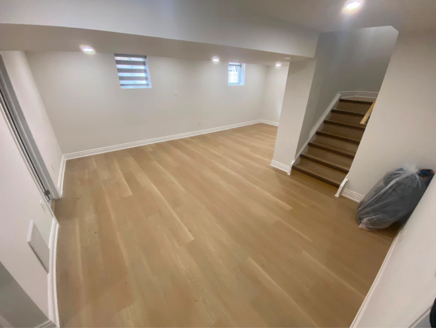 Basement apartment for rent - photo 2
