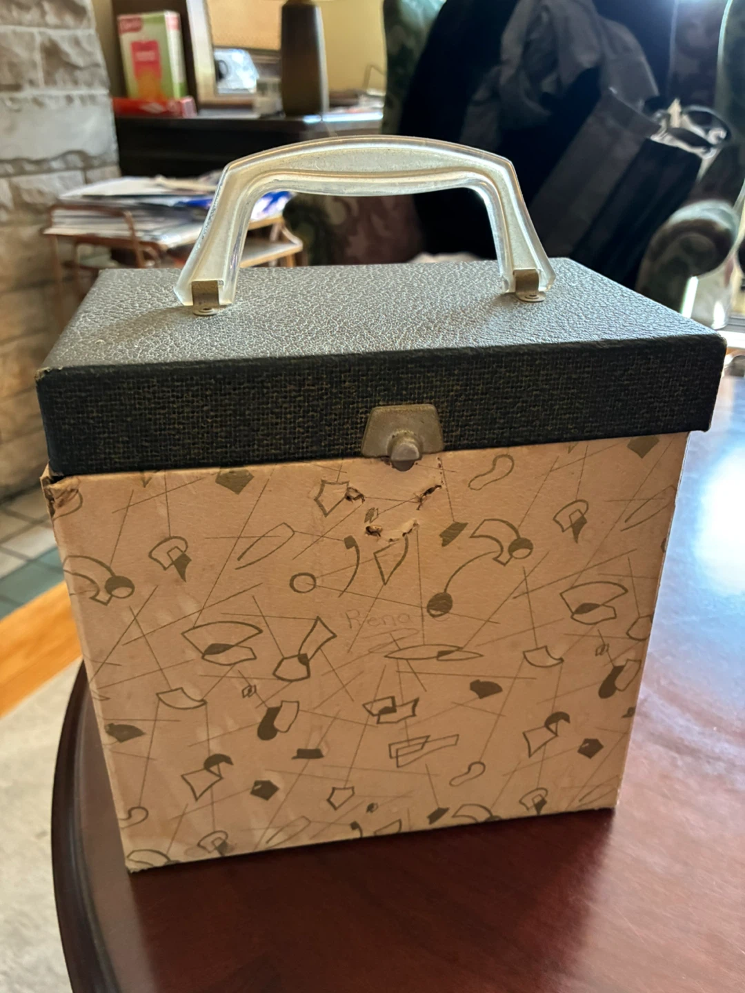Vintage 1960's 45 RPM Cosmic design Record Carrying Case