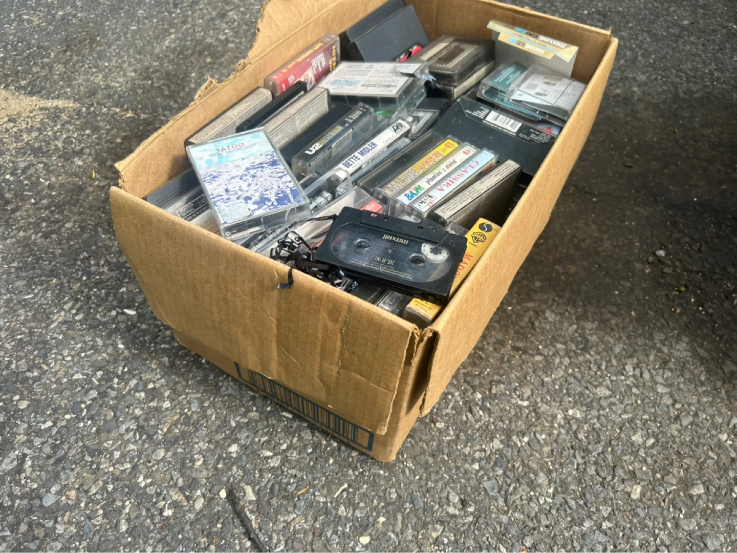 Box of Assorted Cassette Tapes - photo 2