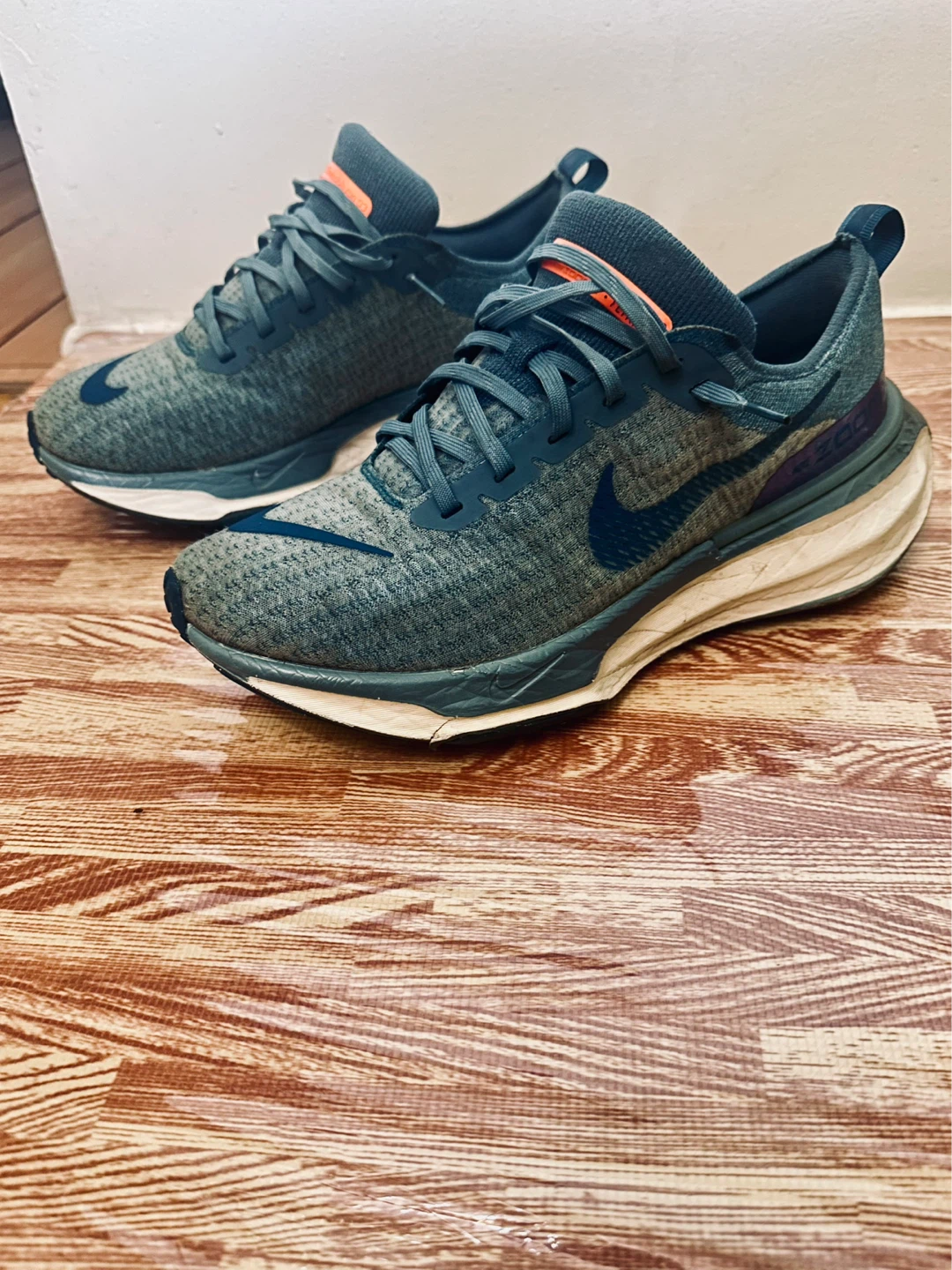 Nike ZoomX Invincible Run Flyknit 3 Men's Running Shoes - photo 5