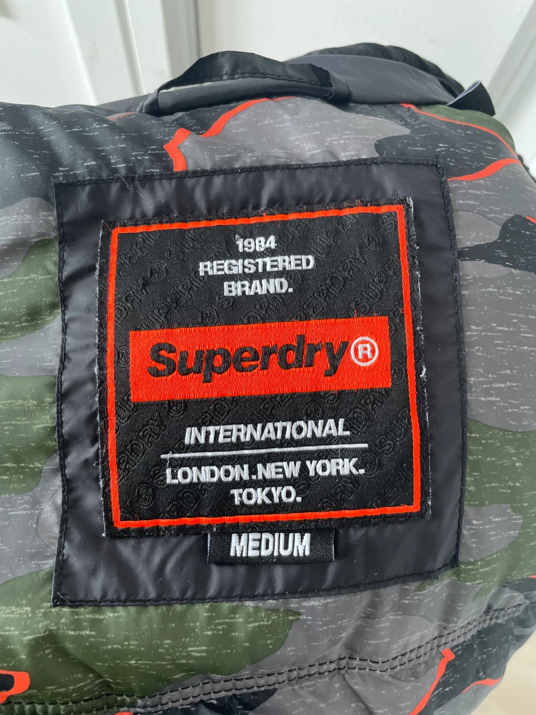 Superdry Puffer Jacket- Men Medium - photo 2