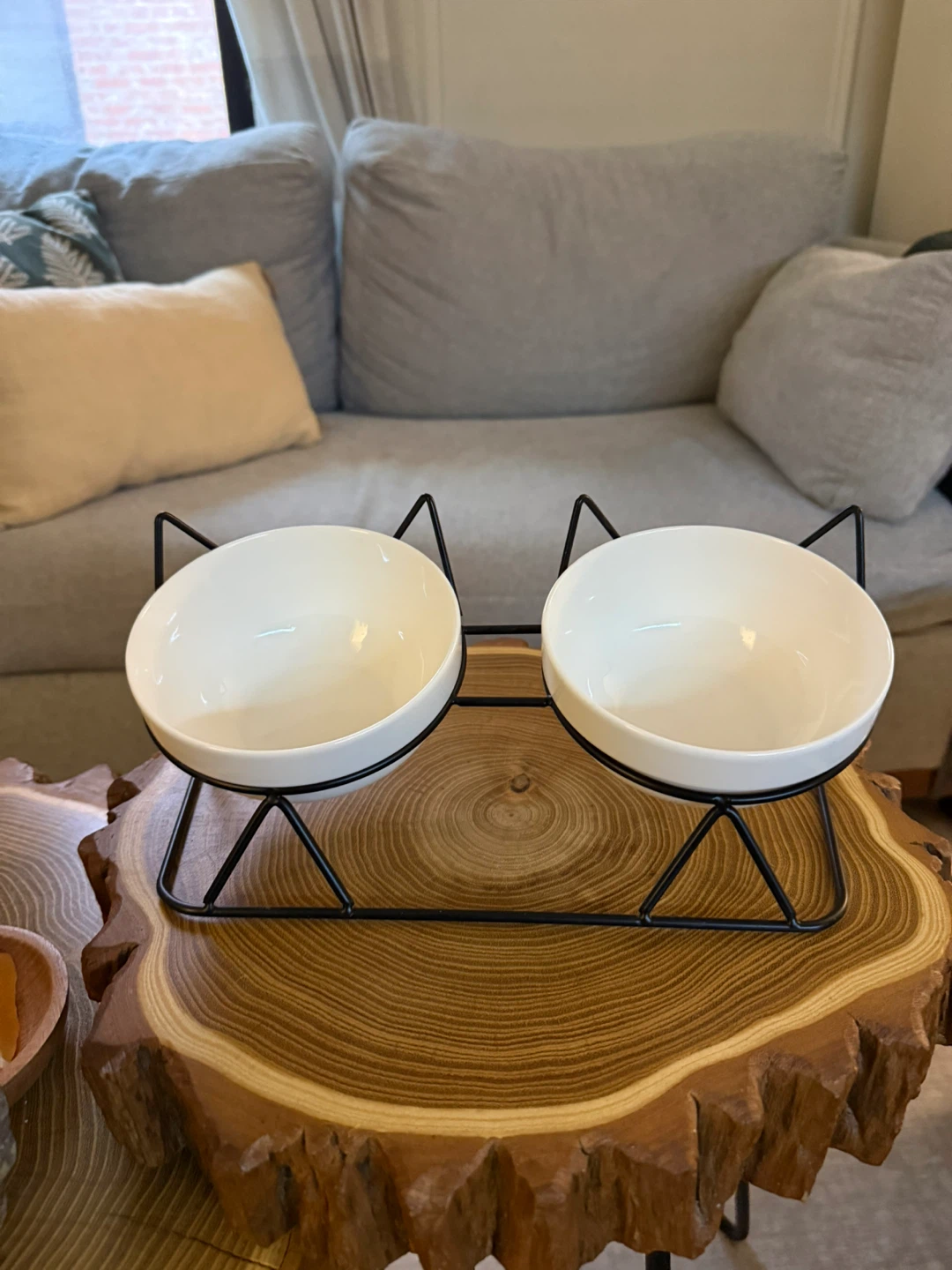 Cat Ear Ceramic Pet Bowls with Black Stand