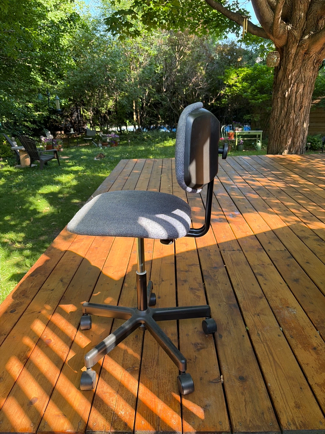Office Chair with Wheels - photo 2