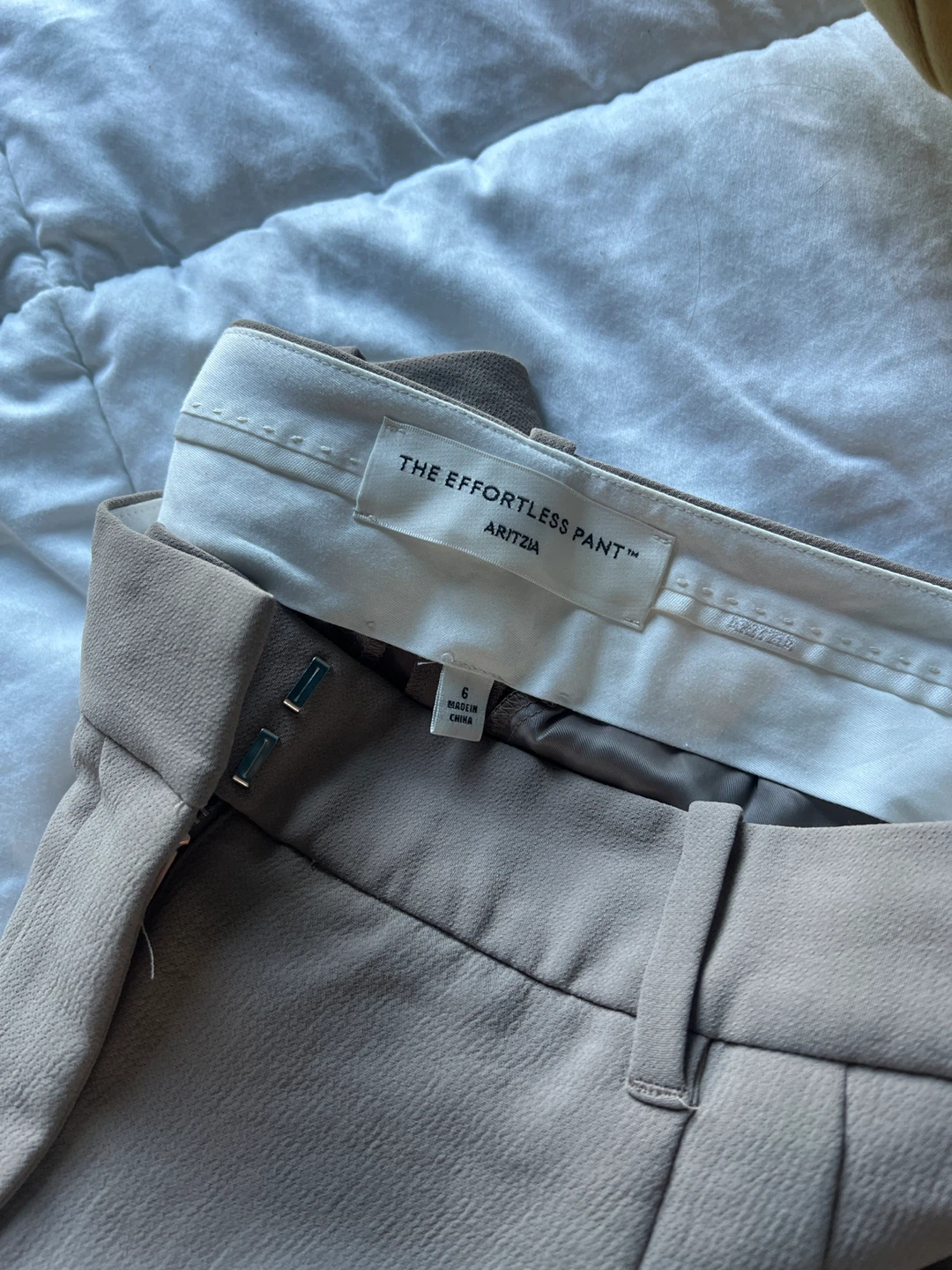 Aritzia The Effortless Pant Size 6 - photo 2