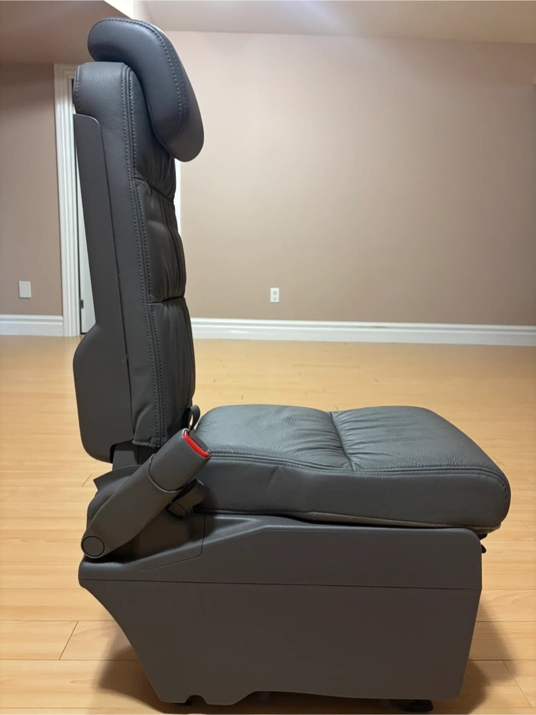 Grey Leather Honda odyssey Jump middle Seat - photo 4