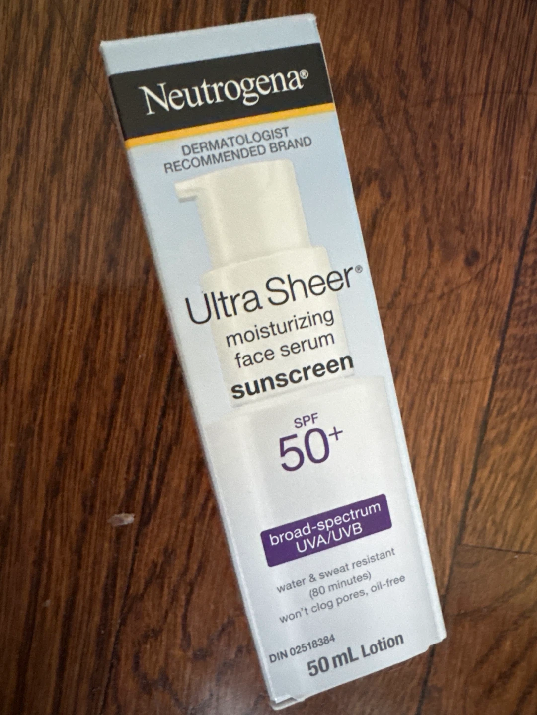 Neutrogena Ultra Sheer Moisturizing Face Serum Sunscreen SPF 50+