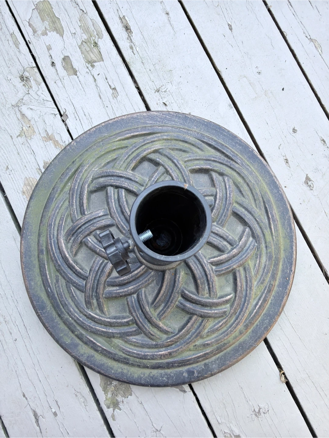 Round Patio Umbrella Base Stand - photo 3