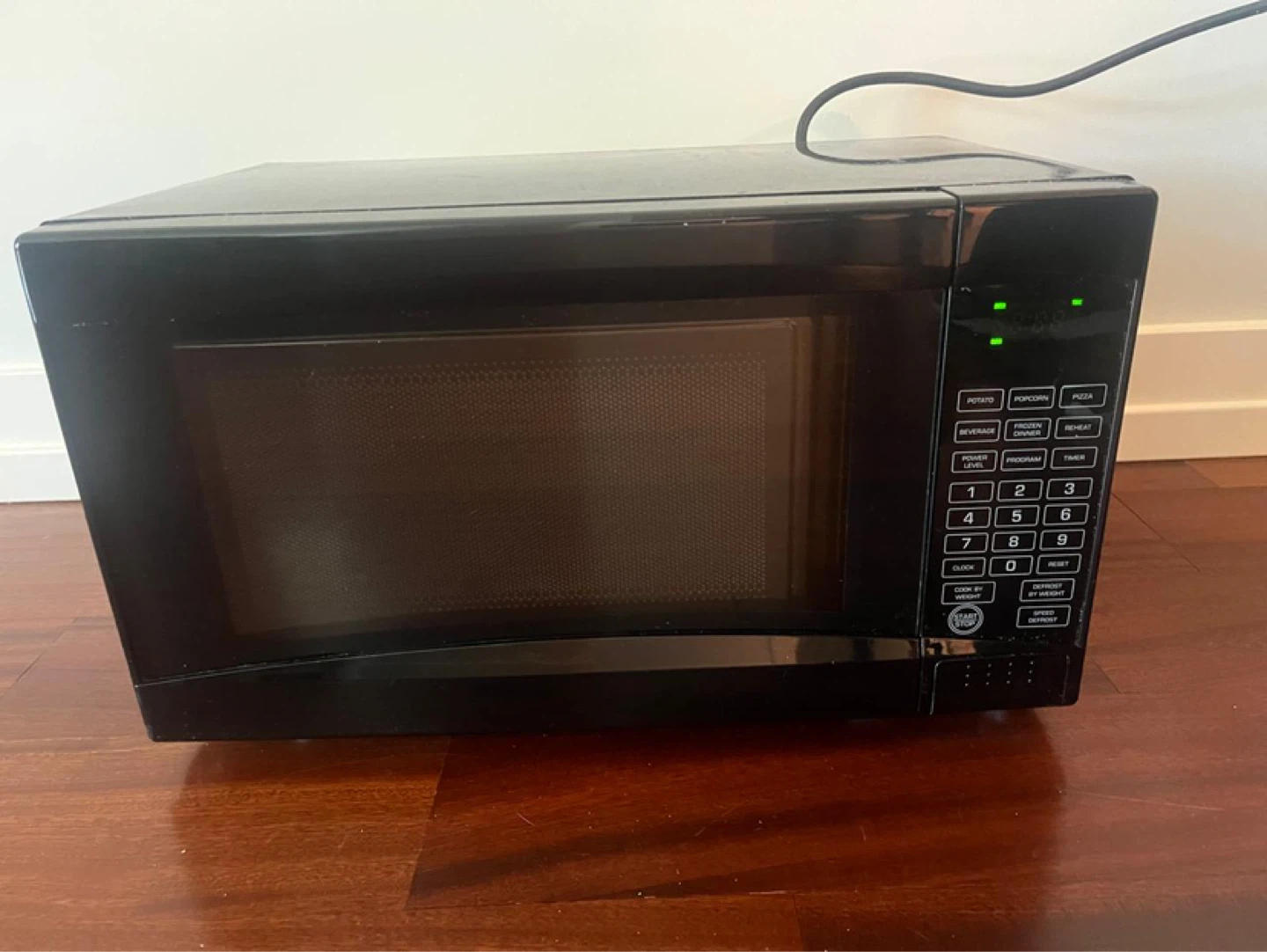 Black GE Microwave Oven - photo 2