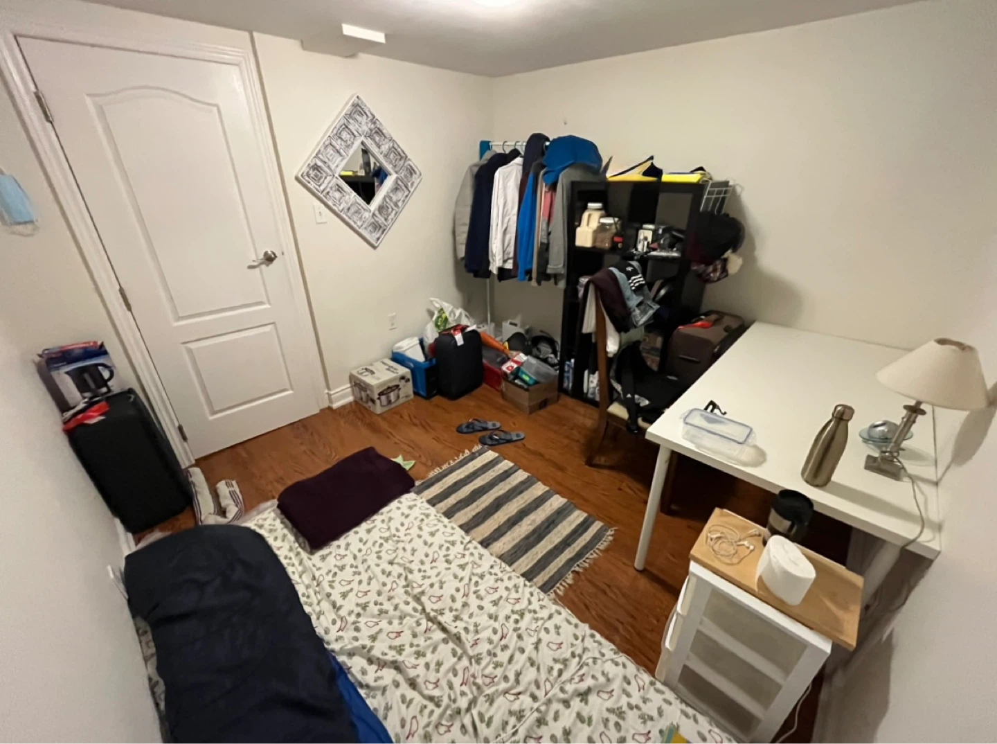 Private Room for Rent – Etobicoke (Auld Croft Rd) - photo 2