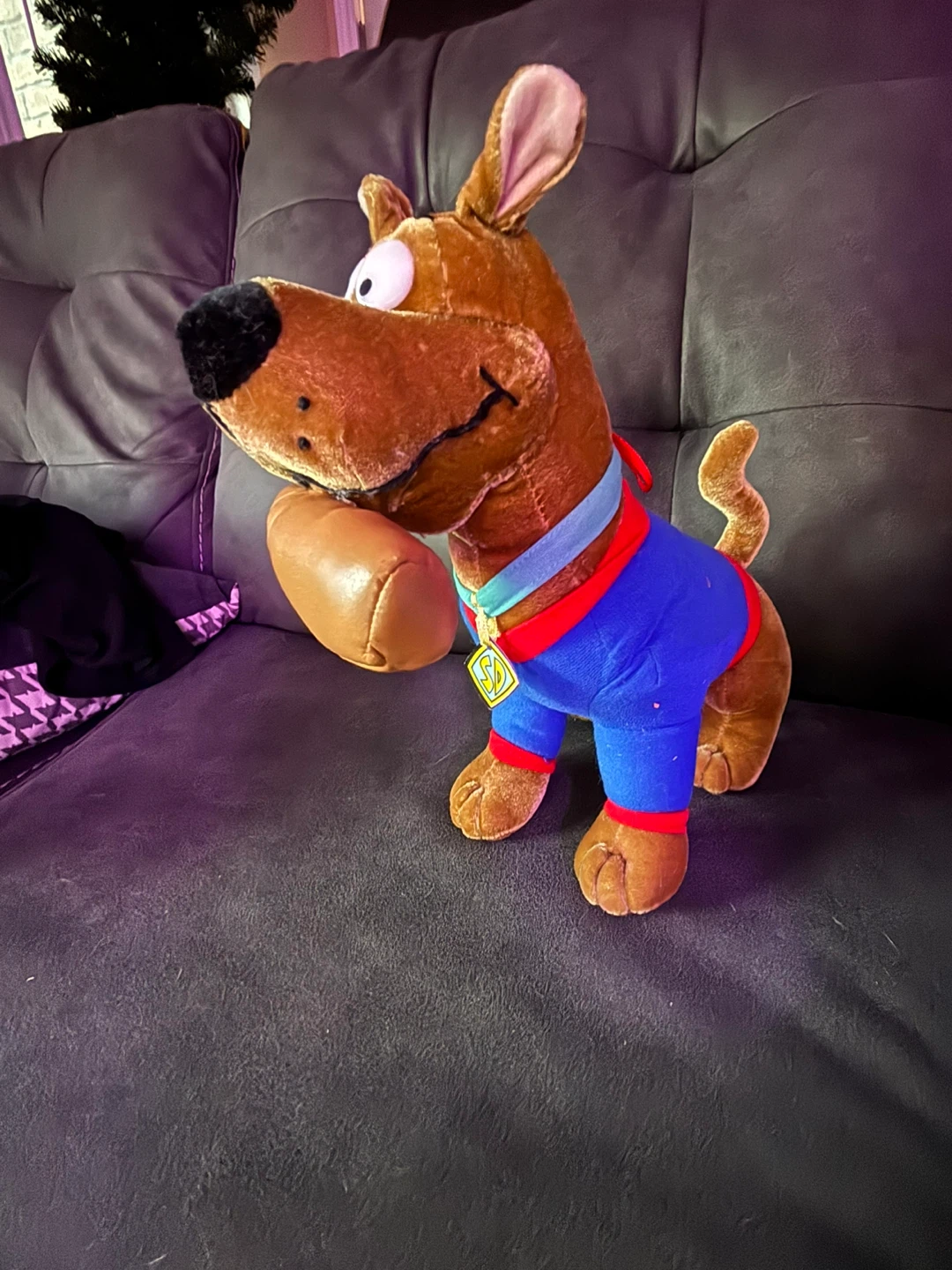 Vintage Scooby-Doo Plush Comp. w/ Collar, Baseball bat, jersey!