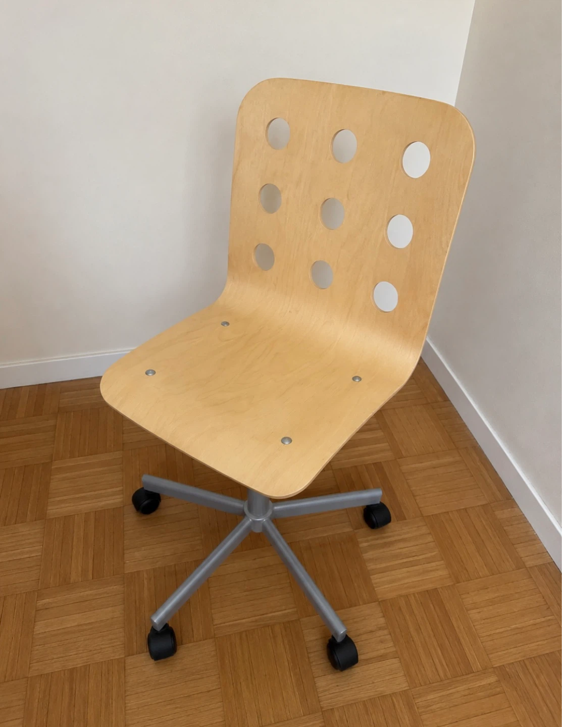 Wooden Office Chair with Swivel Base