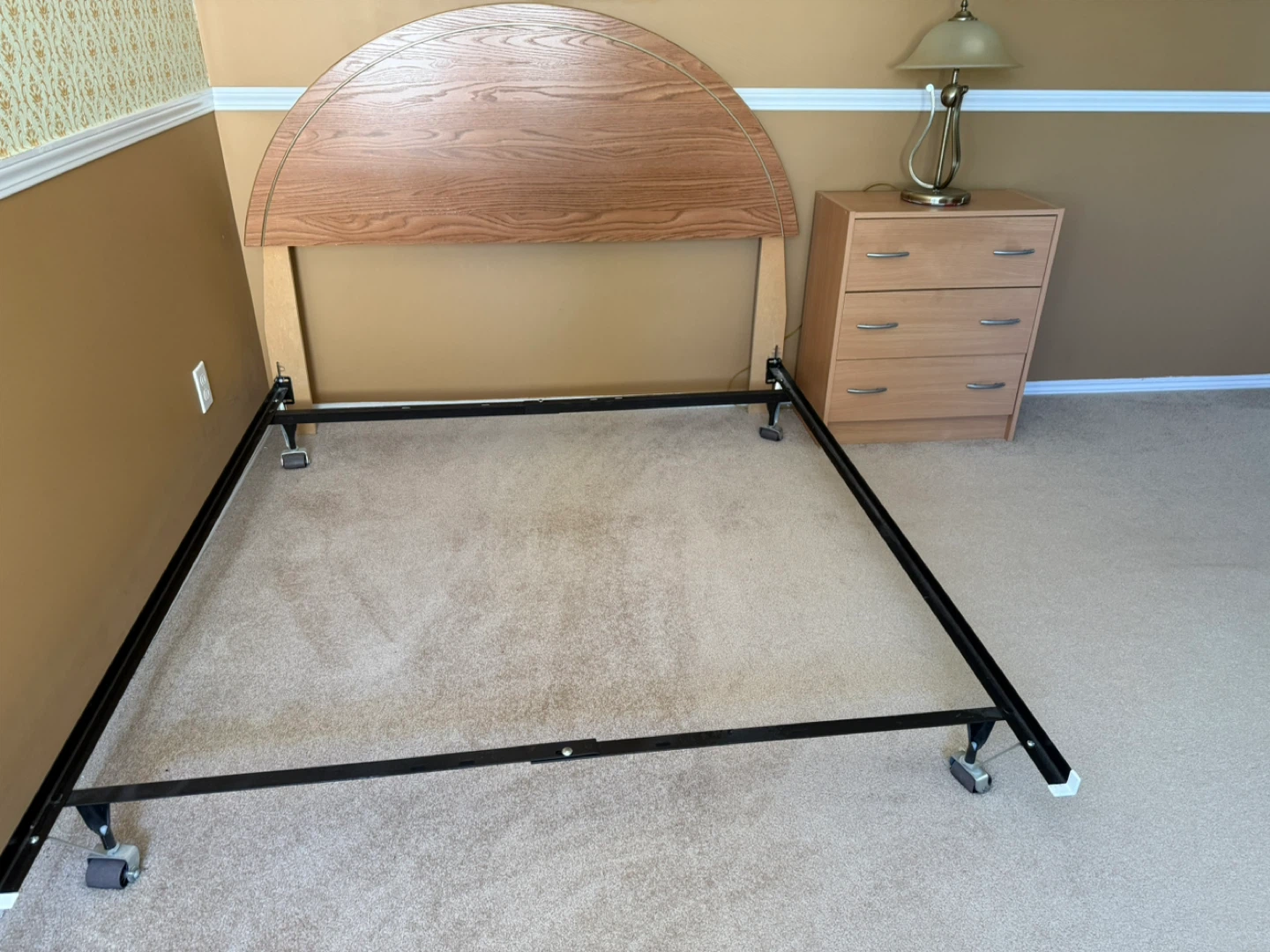 Wooden Headboard Bed Frame - photo 2