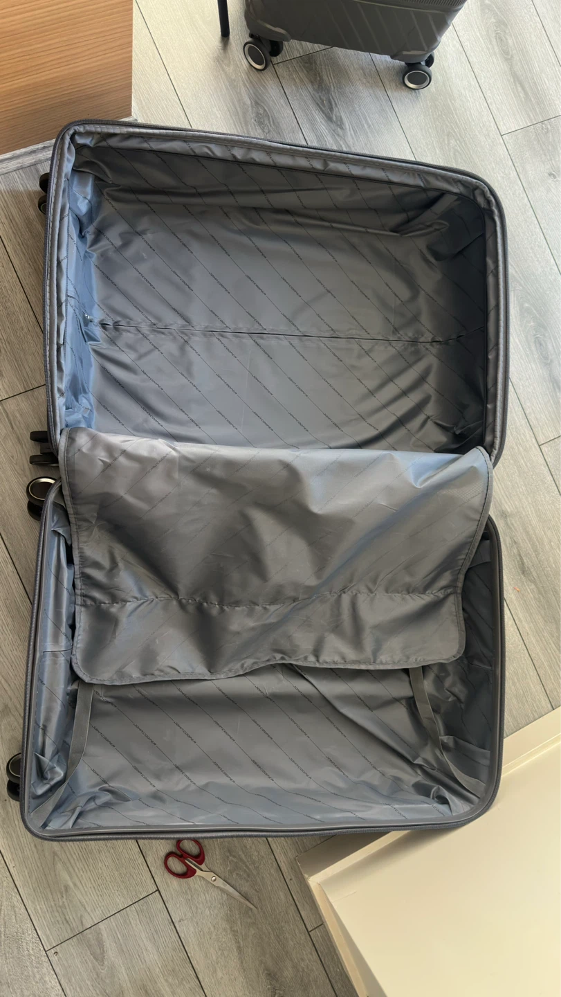 Grey Hardshell Luggage - TSA lock - photo 5