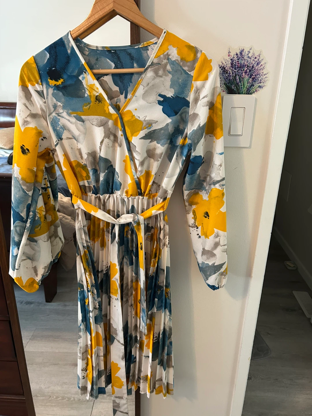 Women's Floral Print Pleated Midi Dress