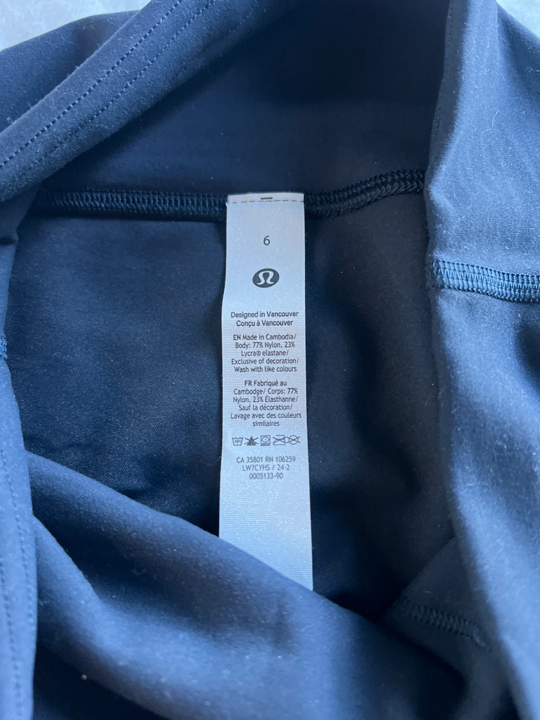 Lululemon Align High-Rise Short 6" navy blue  Size 6 - photo 2