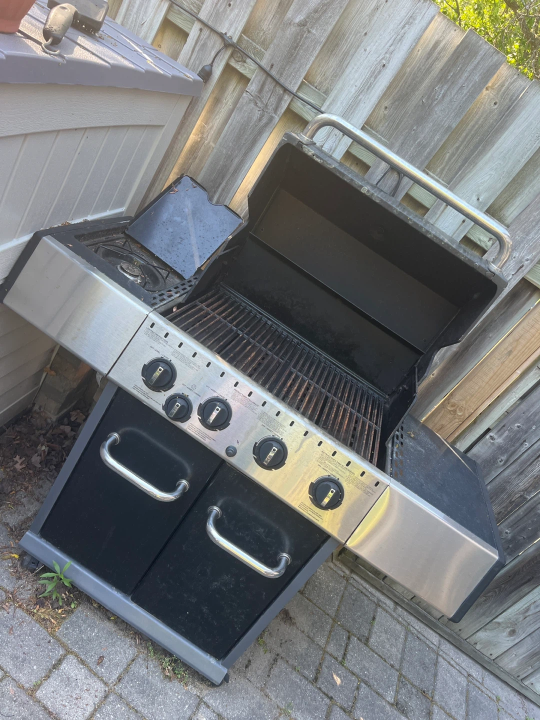 Broil-Mate Gas BBQ Grill