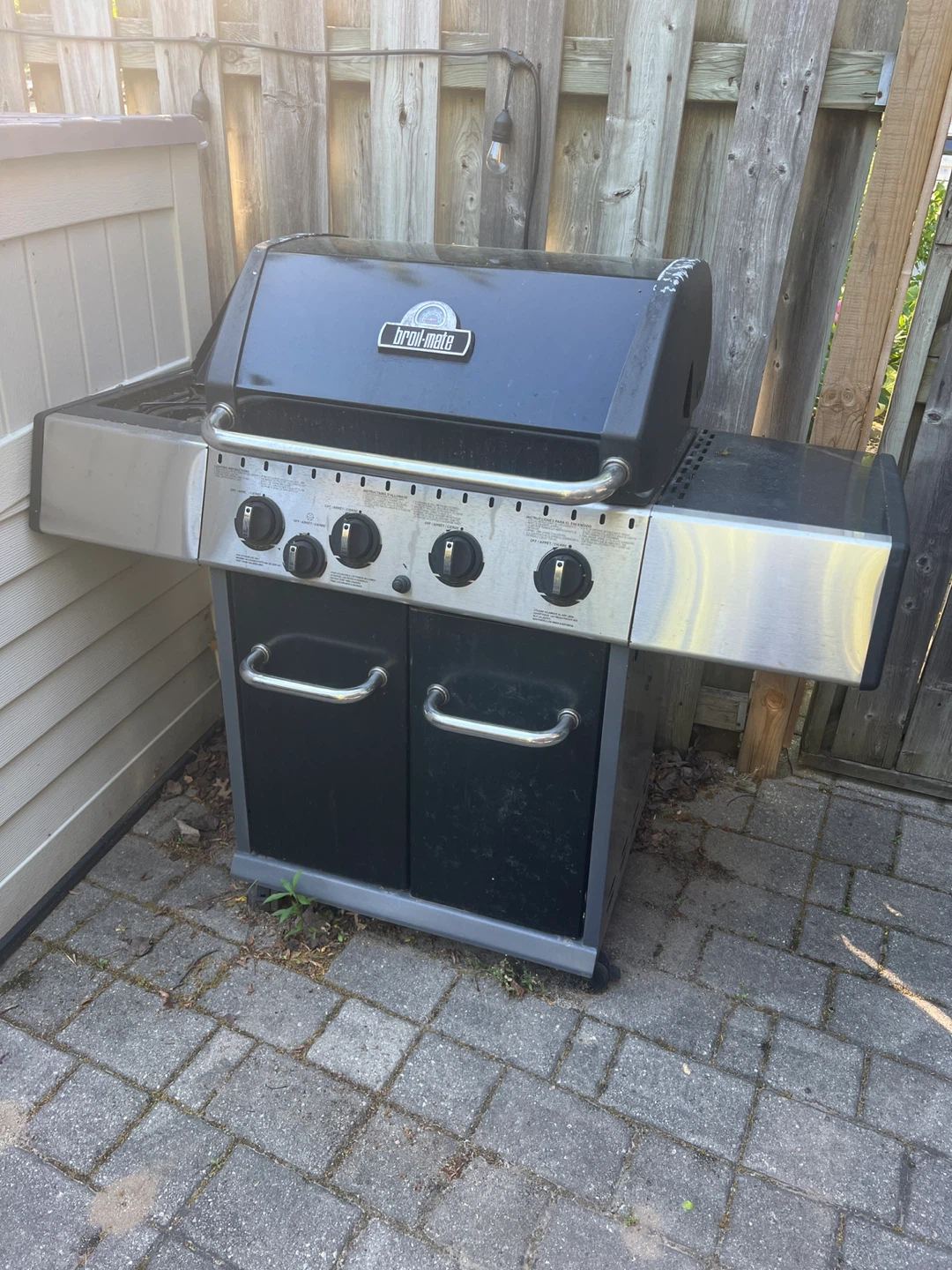 Broil-Mate Gas BBQ Grill - photo 3