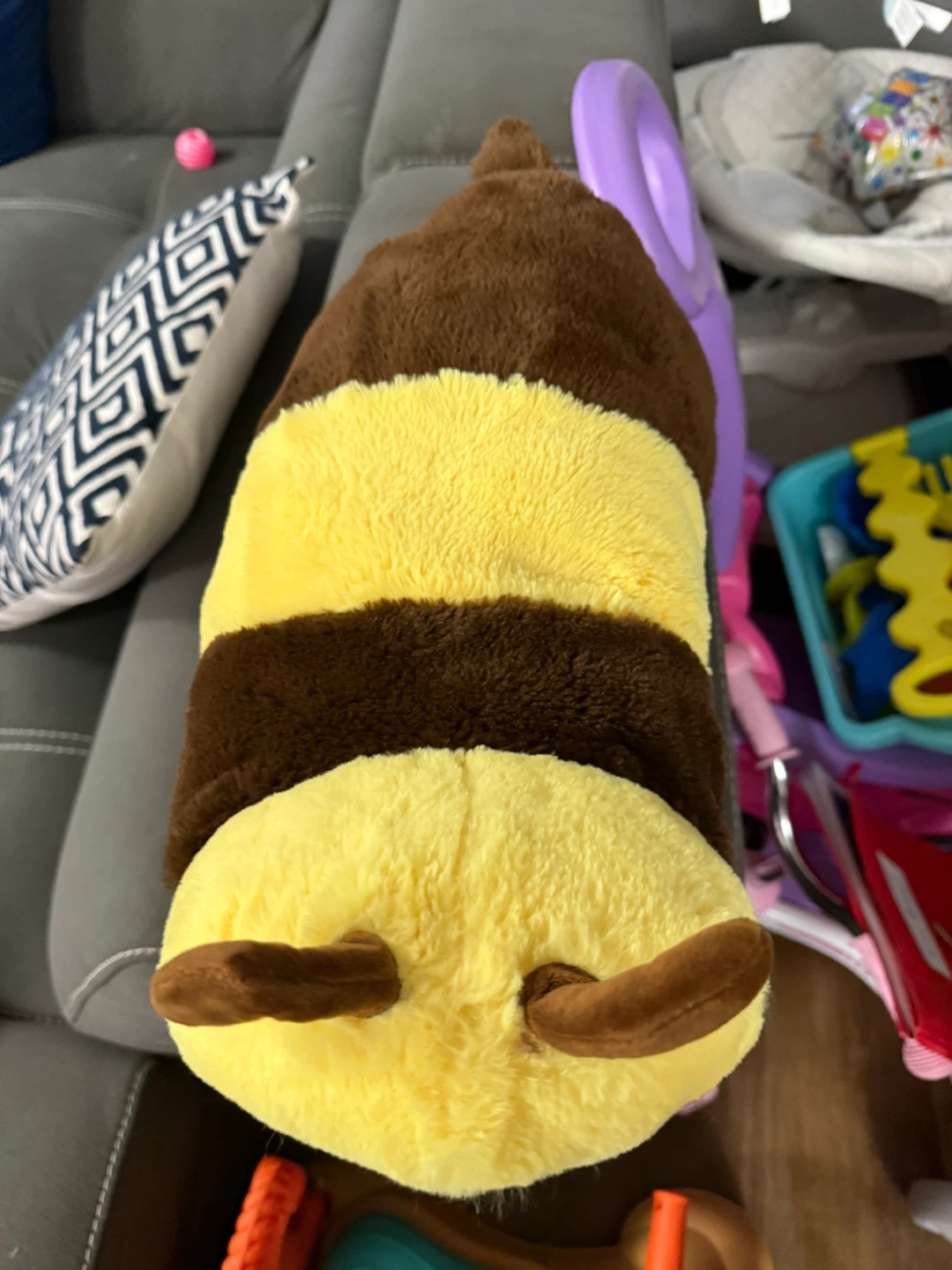 Plush Bee Pillow Pet - photo 2