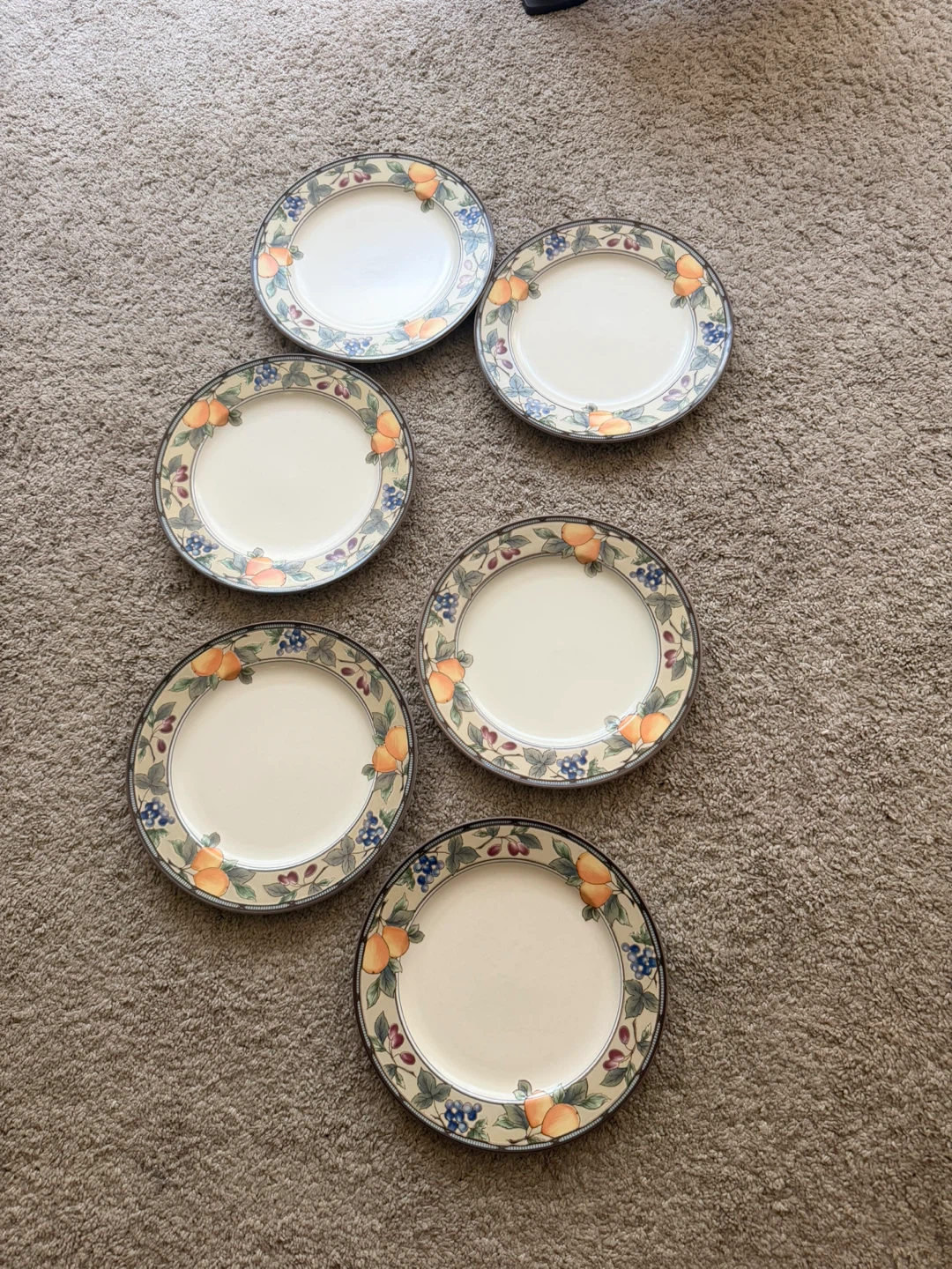 Pattern Dinnerware Set