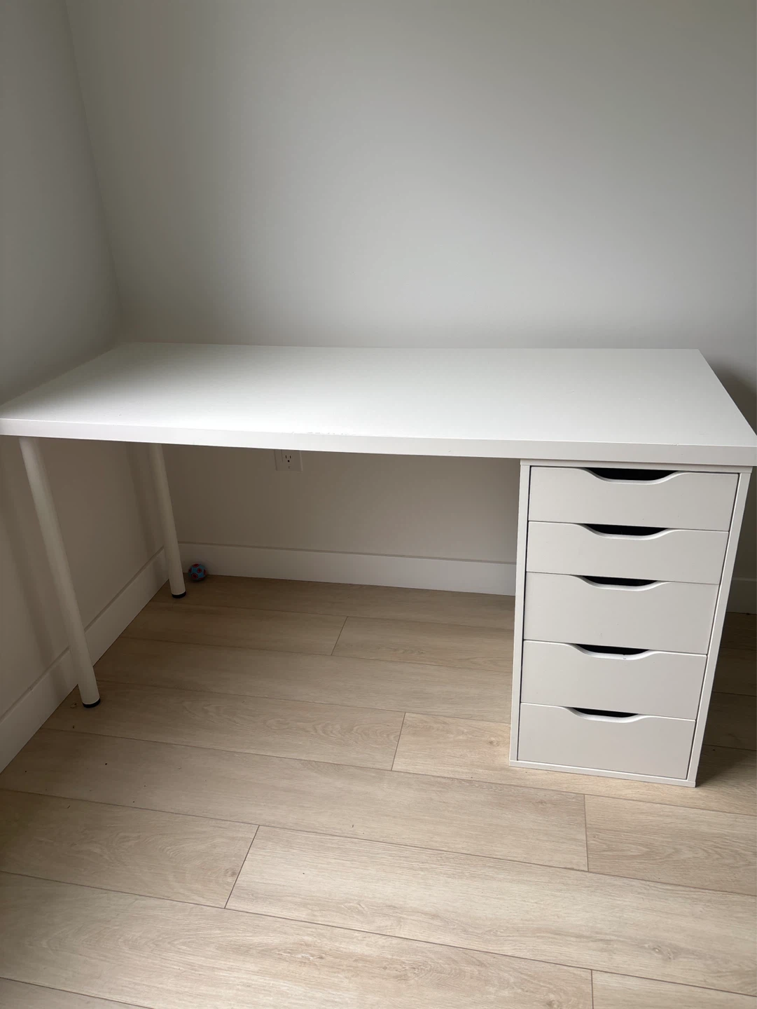 White IKEA ALEX Desk - photo 4