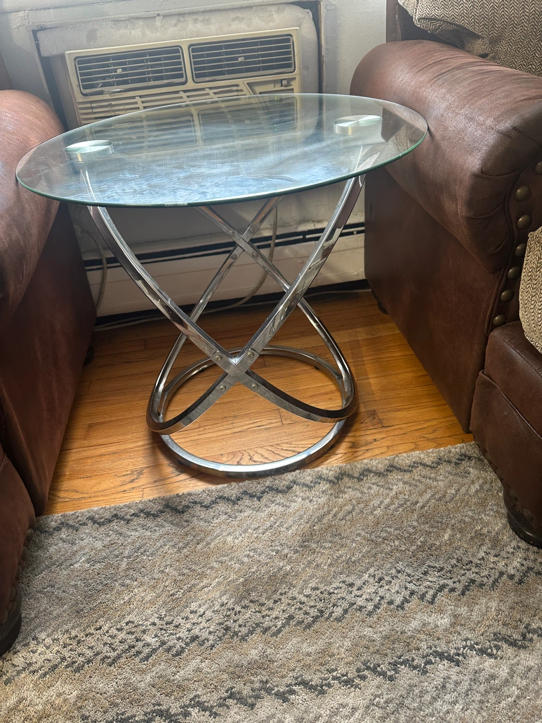 Round Glass Top Accent Table set of 3 - photo 2