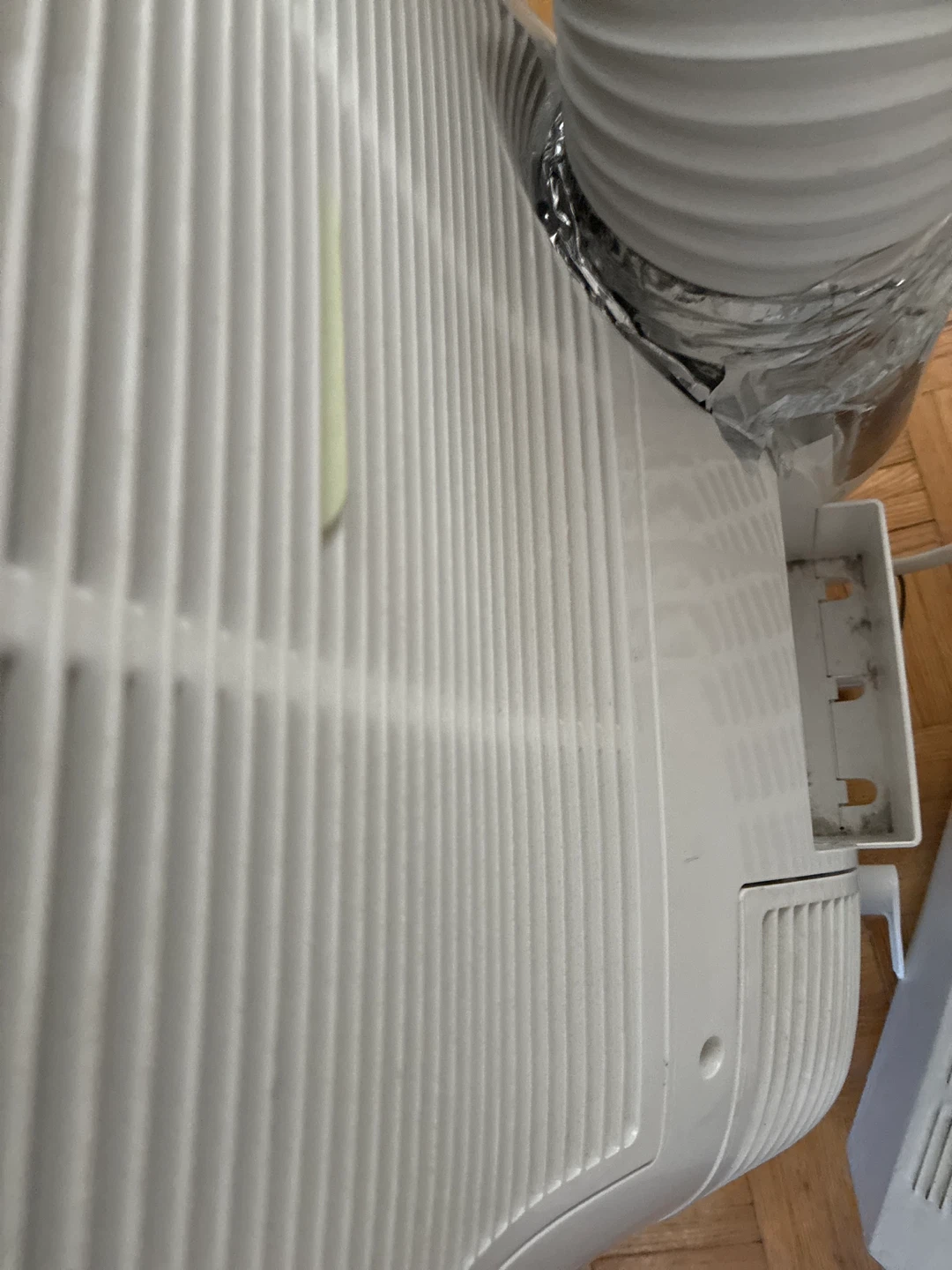 LG Portable Air Conditioner - photo 3