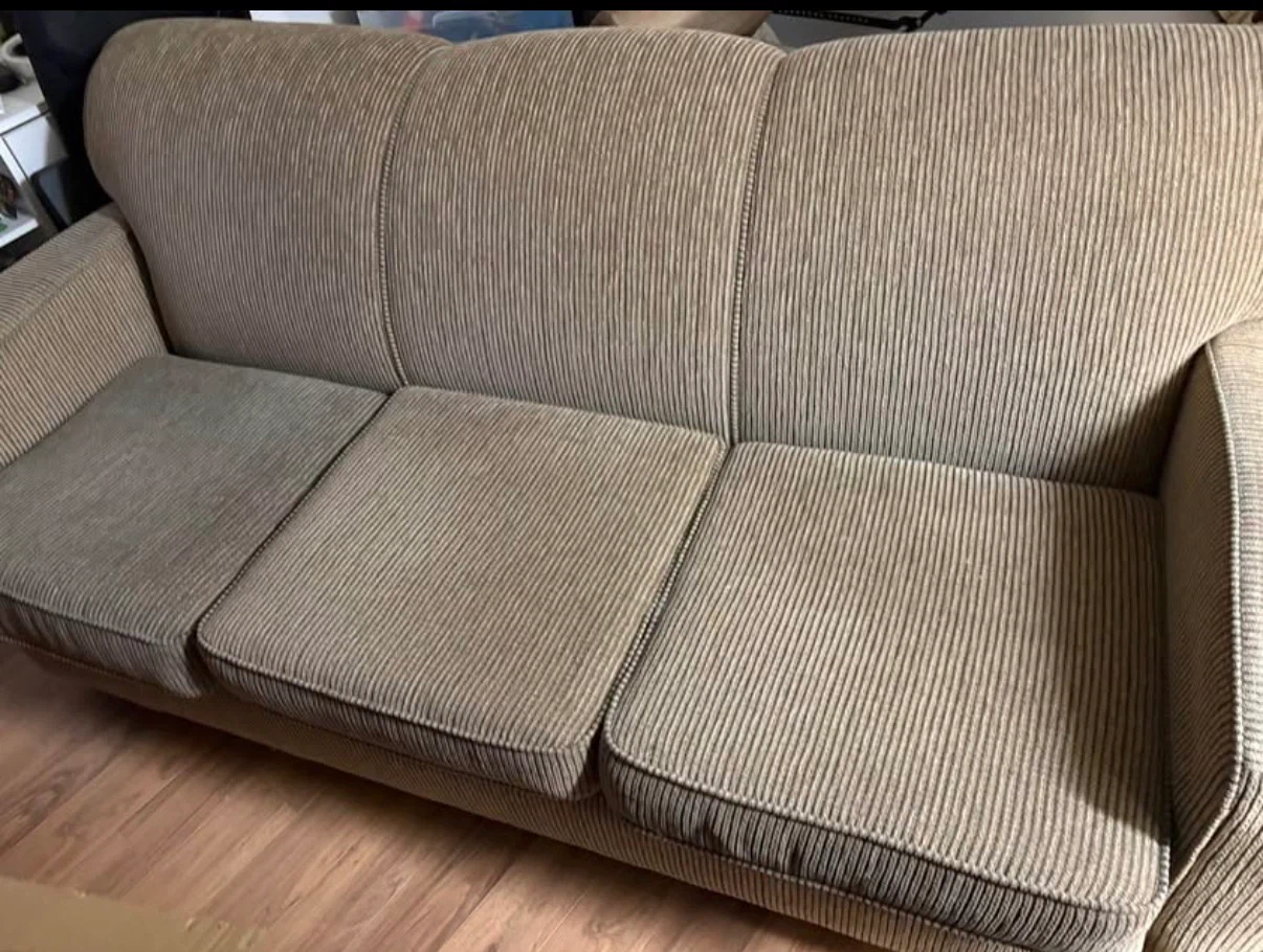 Couch / Sofa - NEED GONE ASAP OBO