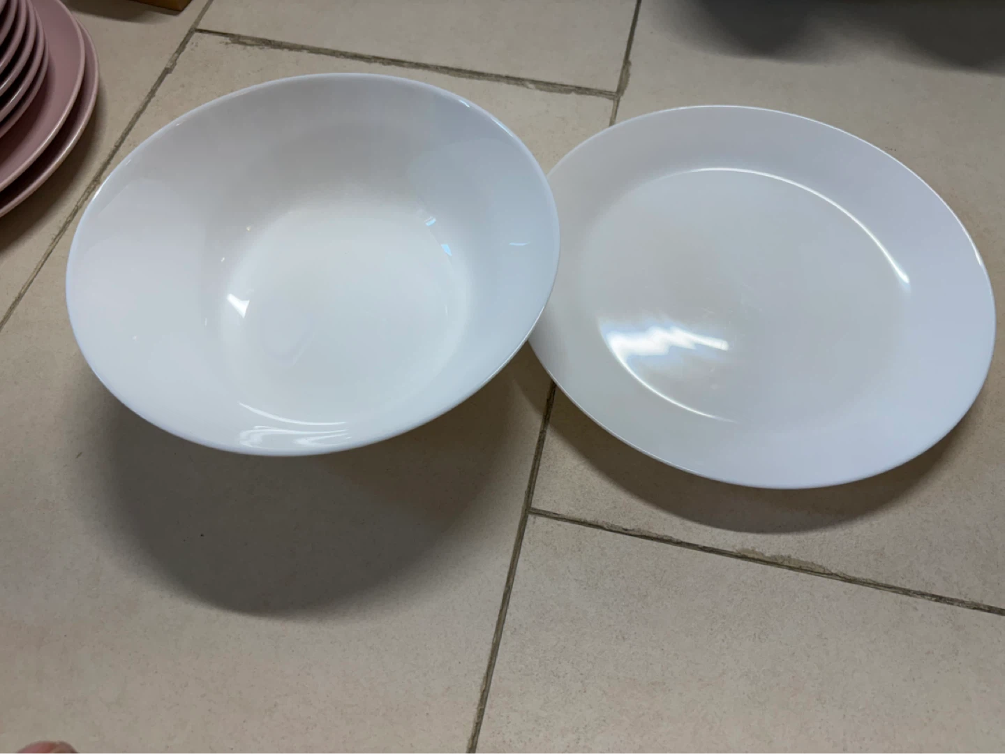 Bowls and plates - photo 5