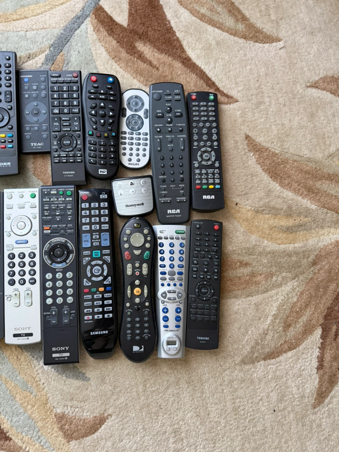 REMOTE CONTROL LOT – TV, DVD, MEDIA & PC DEVICES - photo 5