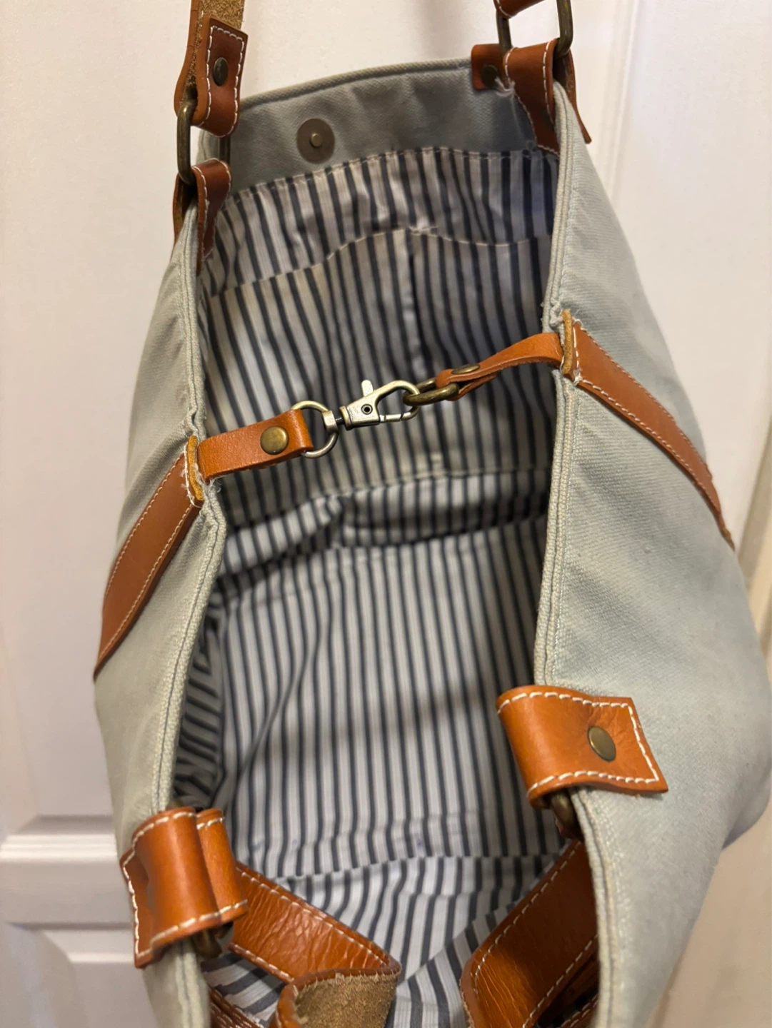 Canvas tote bag with leather accents - photo 3