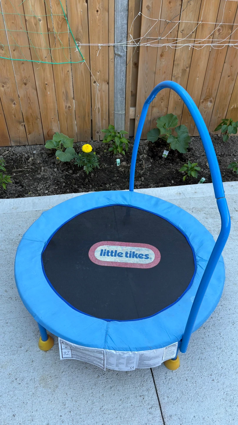 Little Tikes Indoor/Outdoor Trampoline - photo 2