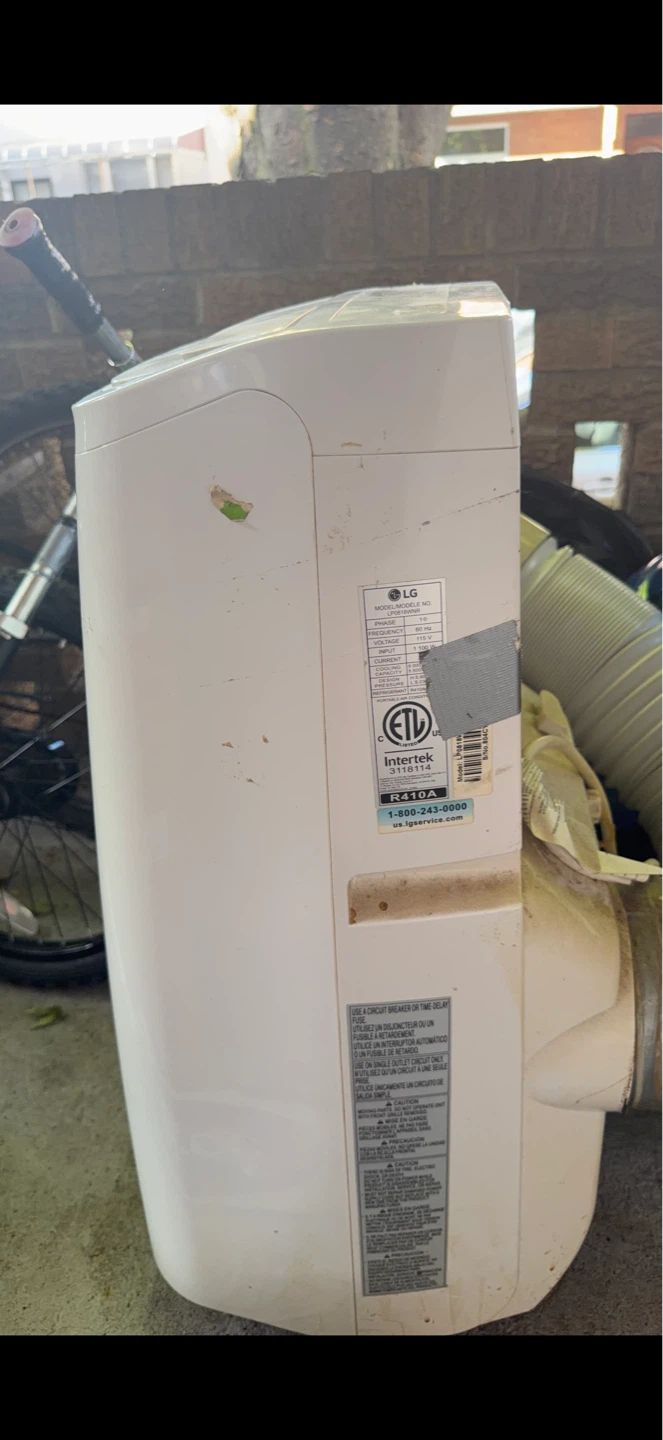 LG Portable Air Conditioner - photo 2