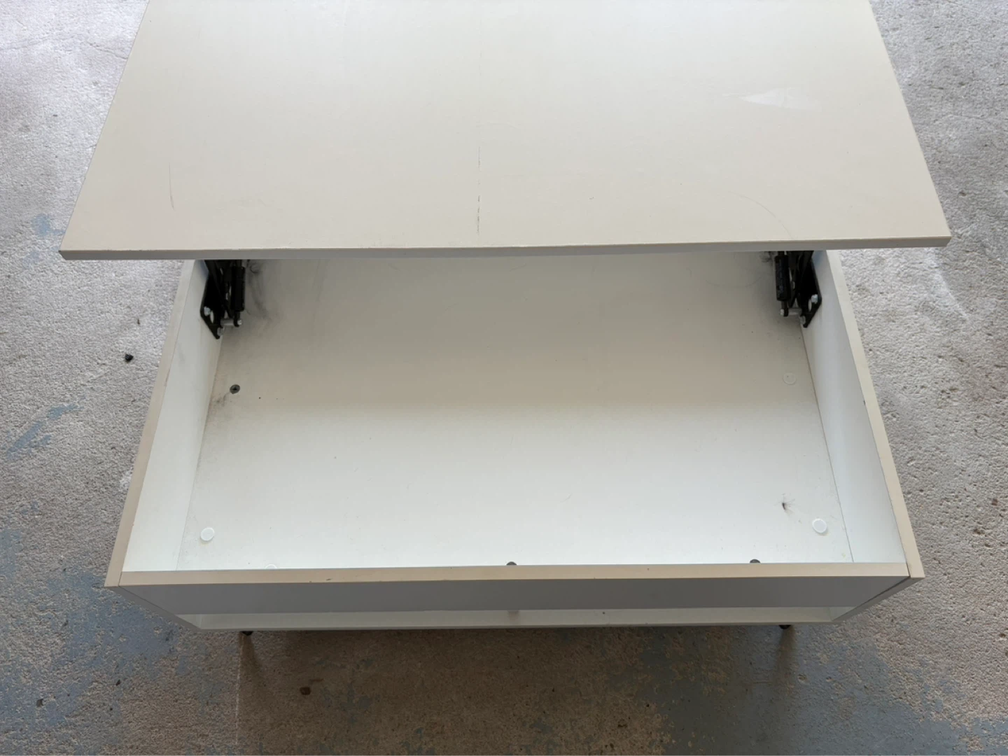 White Lift-Top Coffee Table with Storage - photo 2