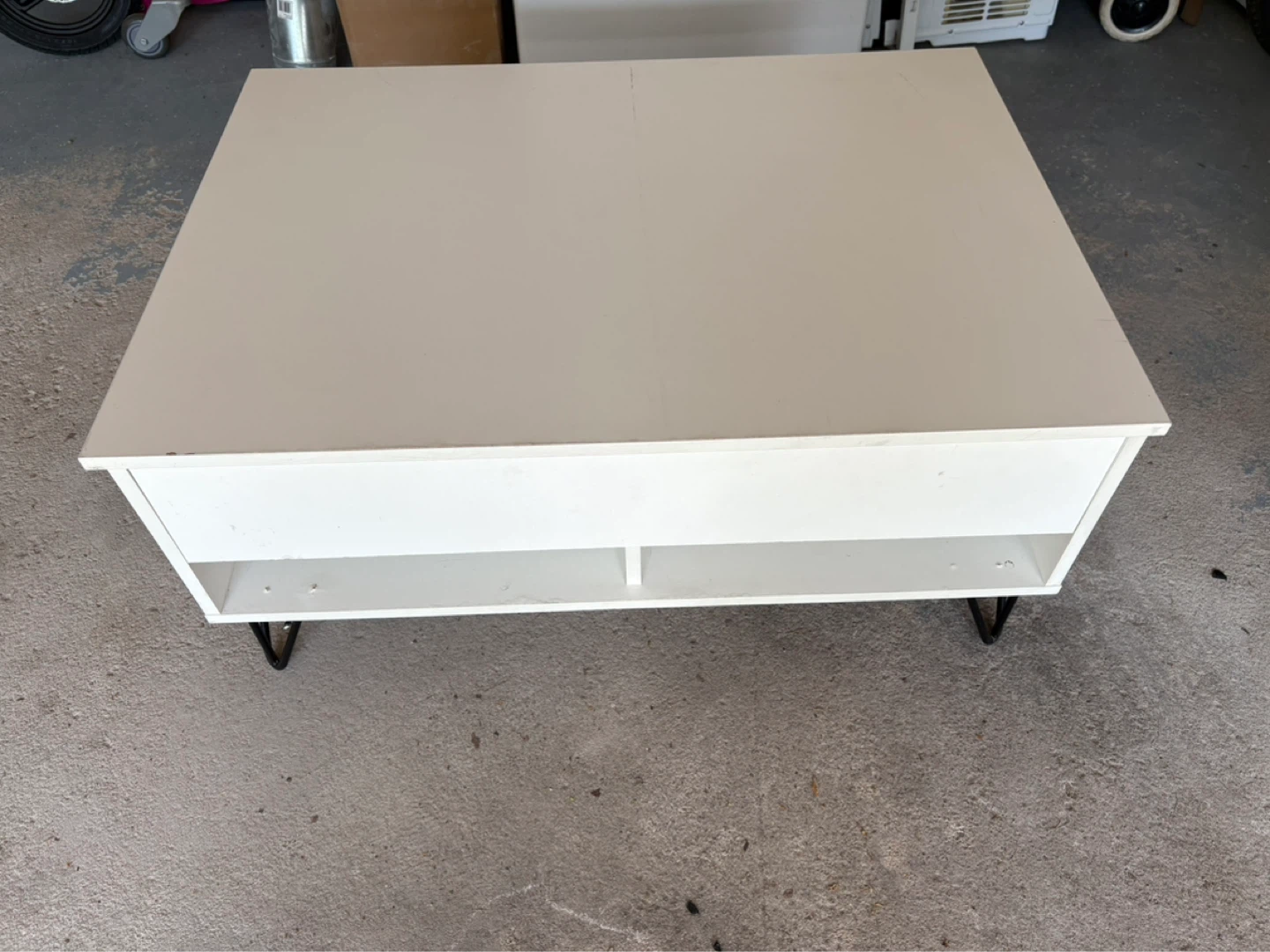 White Lift-Top Coffee Table with Storage - photo 3