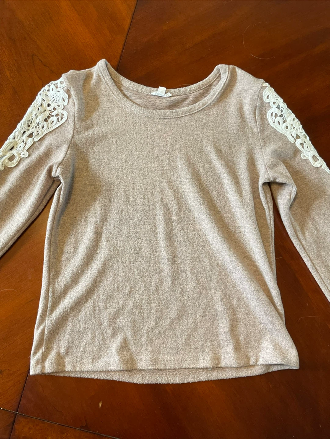 Light pink Women's Lace Sleeve Top
