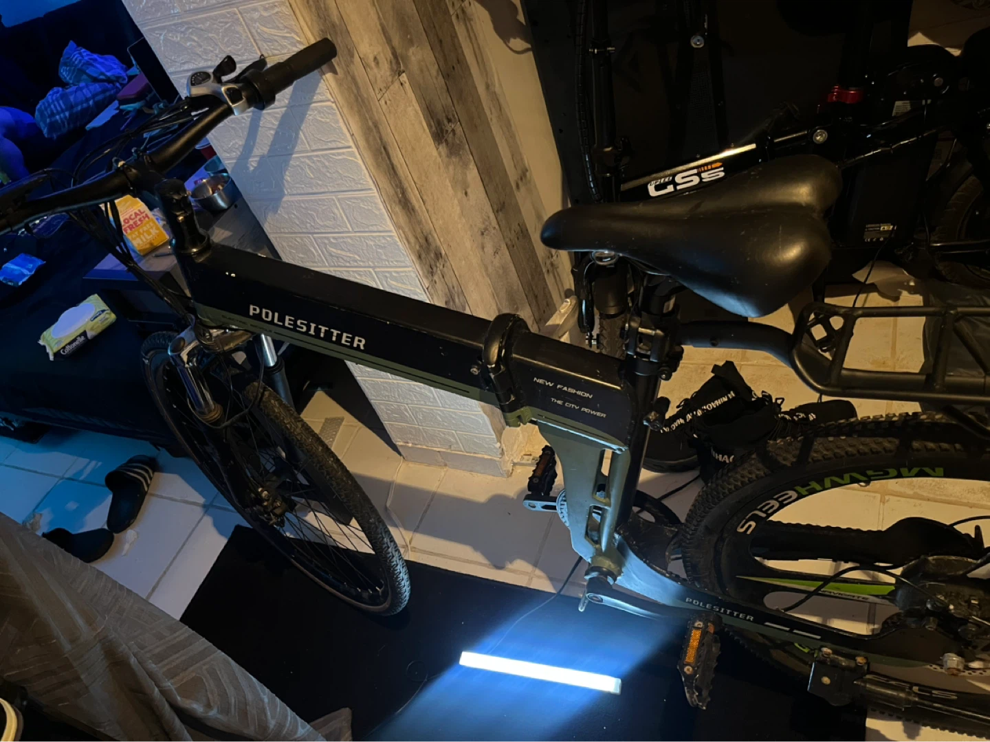 POLE SITTER Folding Electric Bike