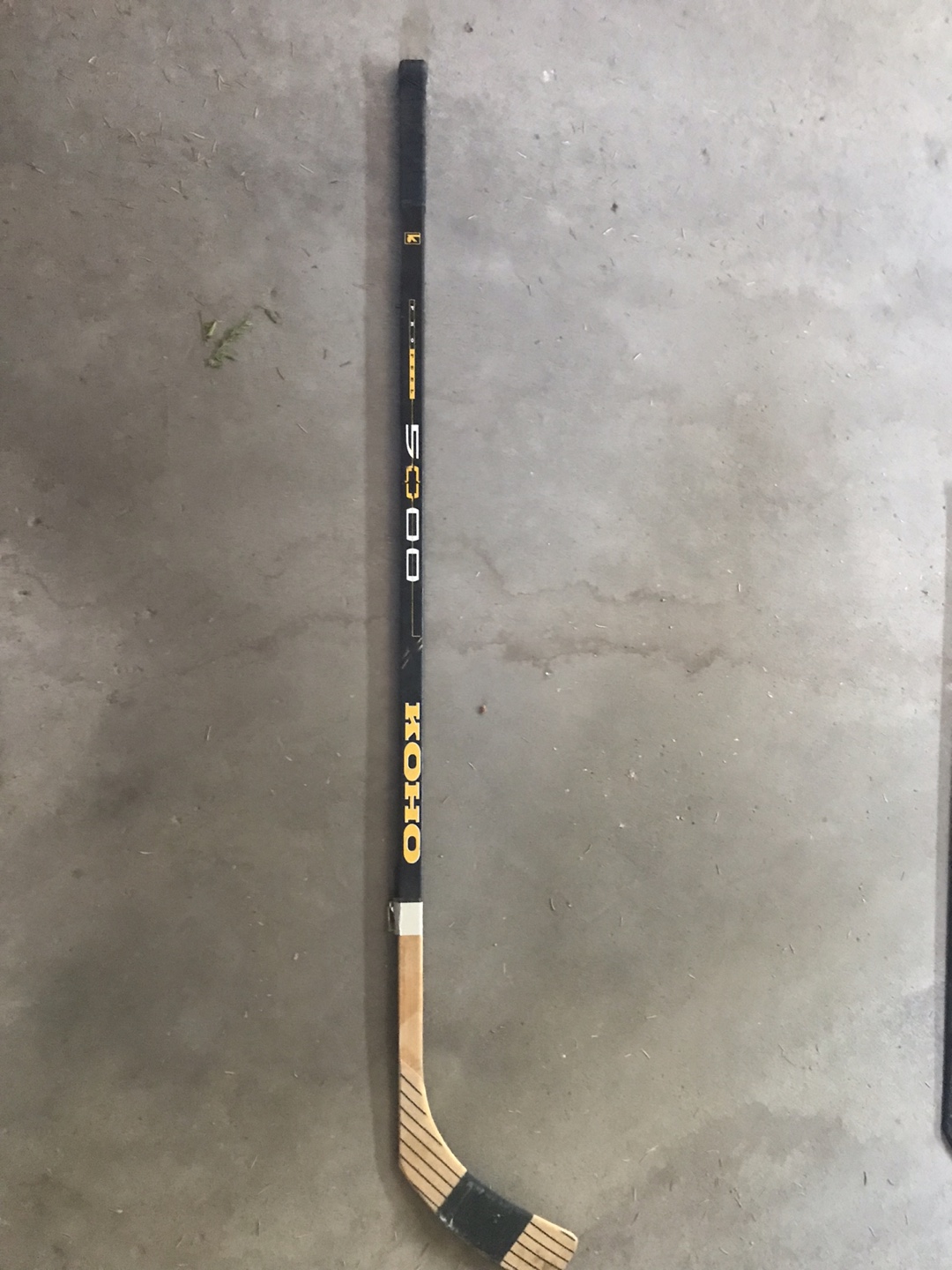 KOHO 5000 Hockey Stick - Right Handed