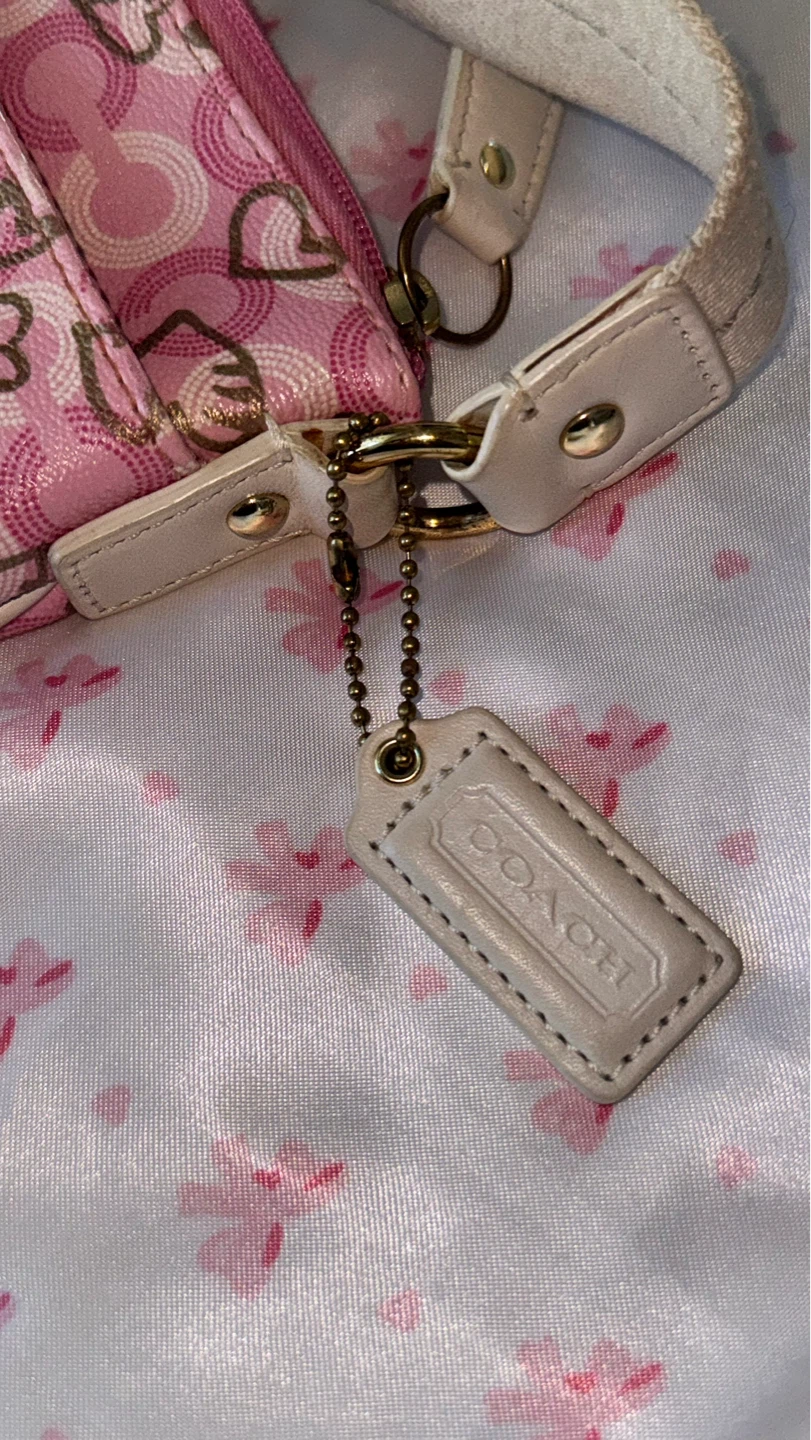 Y2K Coach Pink Heart Print Crossbody Bag - photo 5